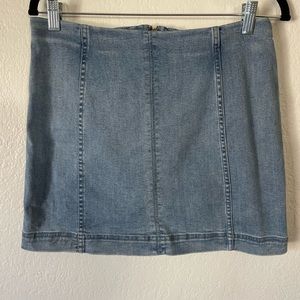 Stretchy jean mini skirt